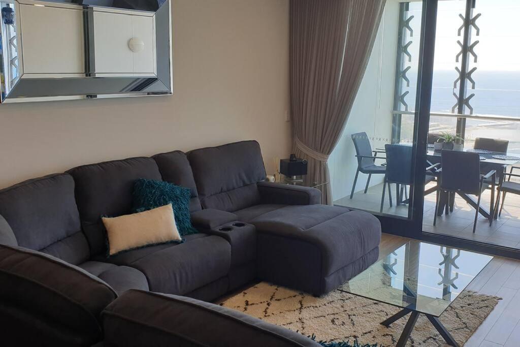 1011 Arena Apartment